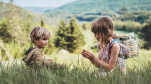 Photo d'enfants dans un parc régional