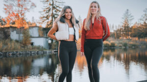 Deux amies sportives et adepte de fitness