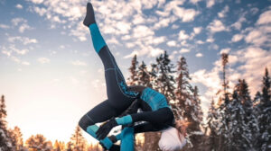 Séance de photo yoga en montagne